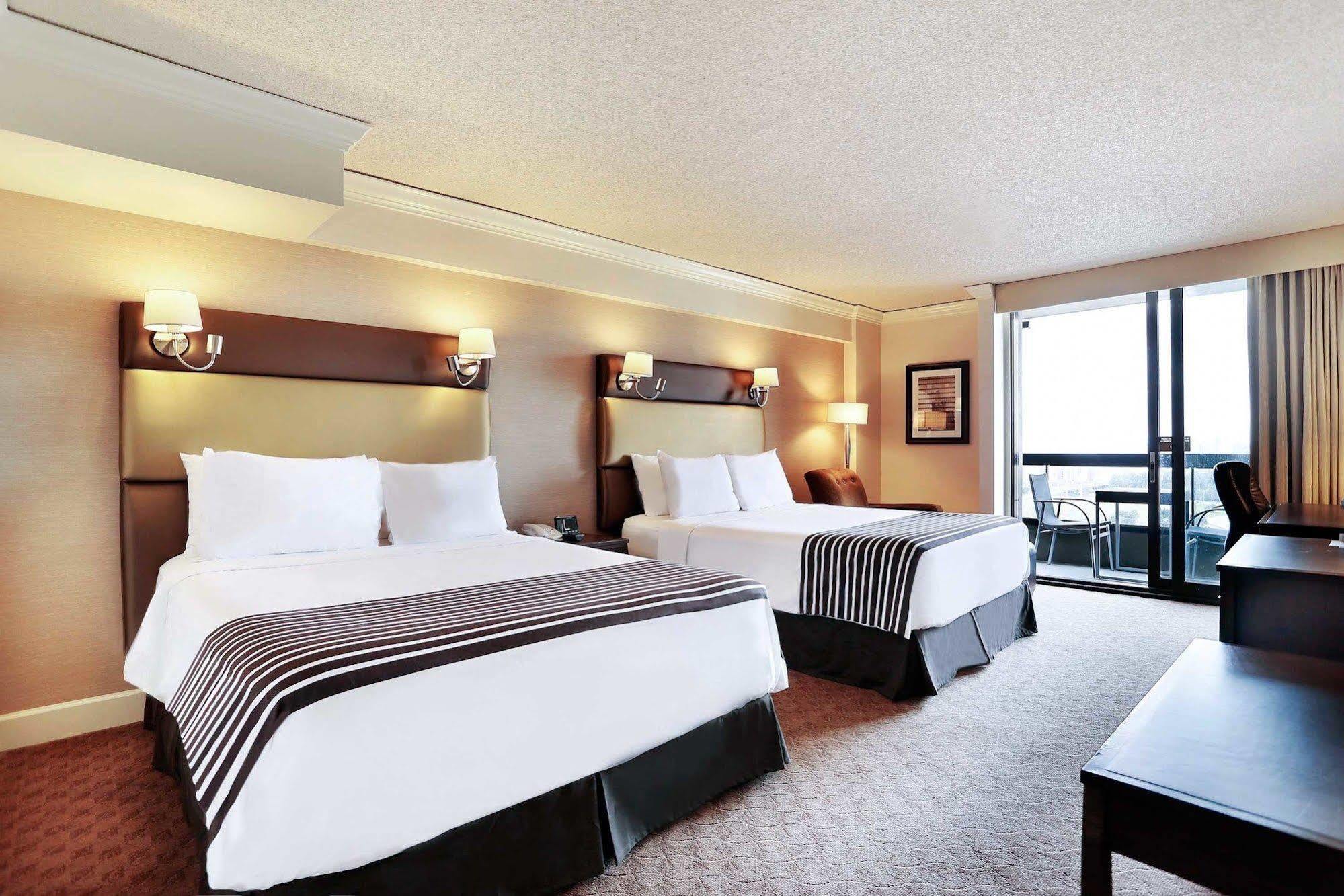 Sandman Signature Vancouver Airport Hotel & Resort Richmond Exterior foto