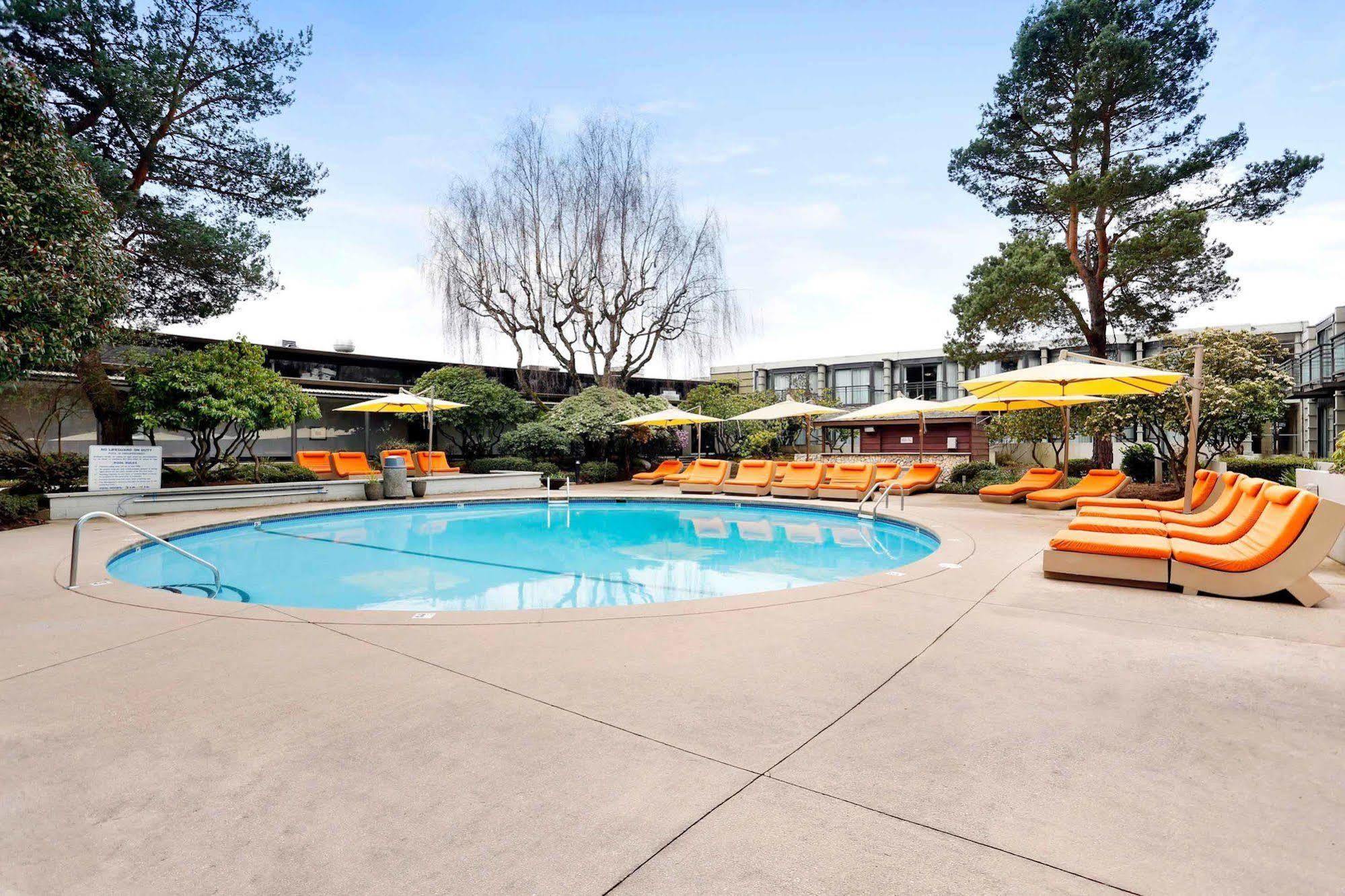 Sandman Signature Vancouver Airport Hotel & Resort Richmond Exterior foto